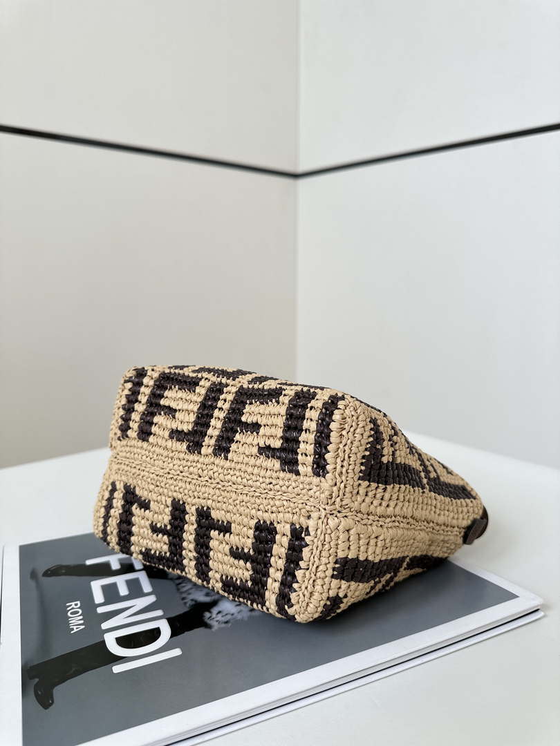 Fendi 8BS096 Roll Mini Brown FF raffia crochet mini bag 8655
