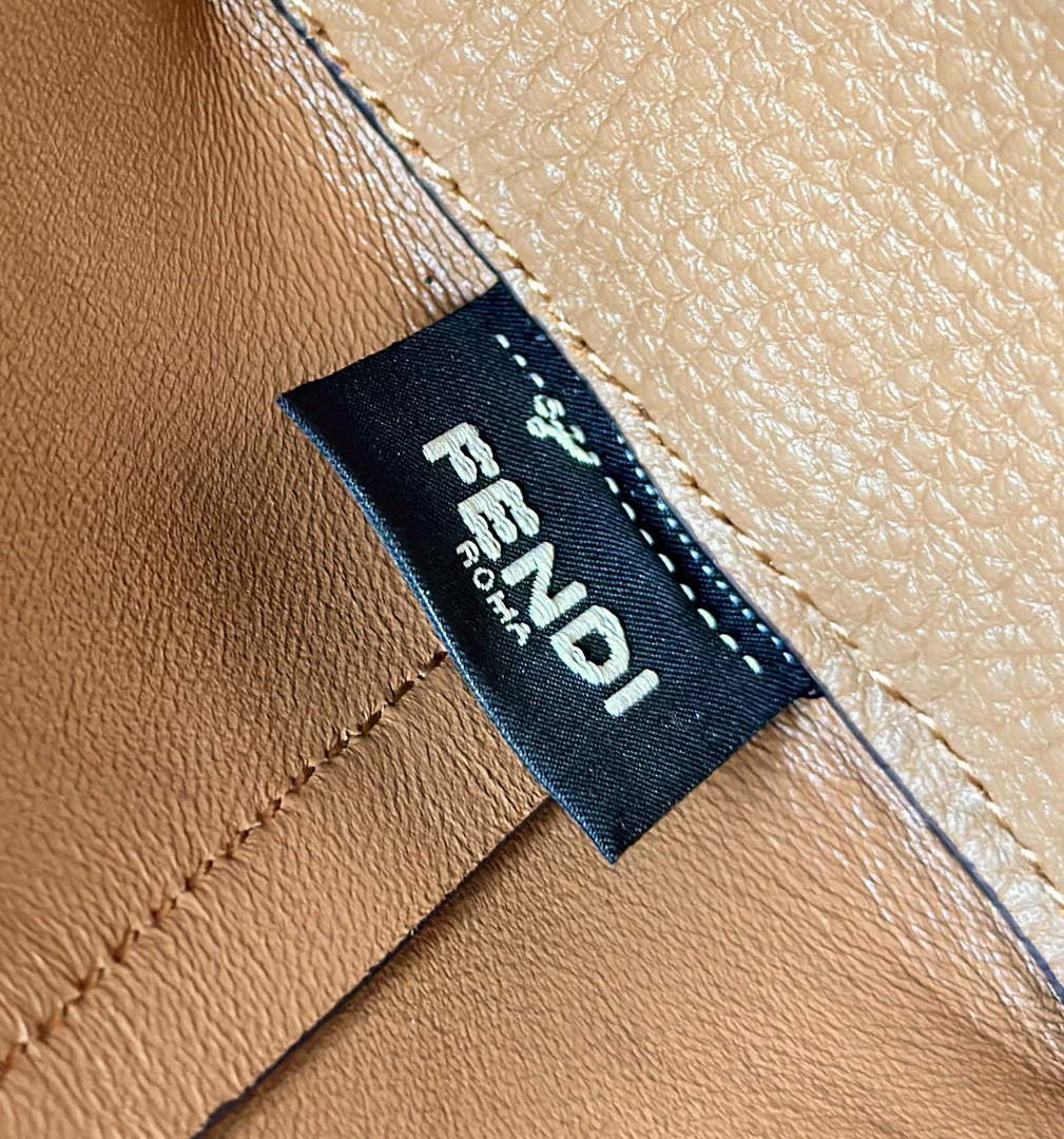 Fendi 8BS098 By The Way Selleria Mini Cappuccino-coloured Selleria mini-bag with 156 hand-sewn stitches 8668s