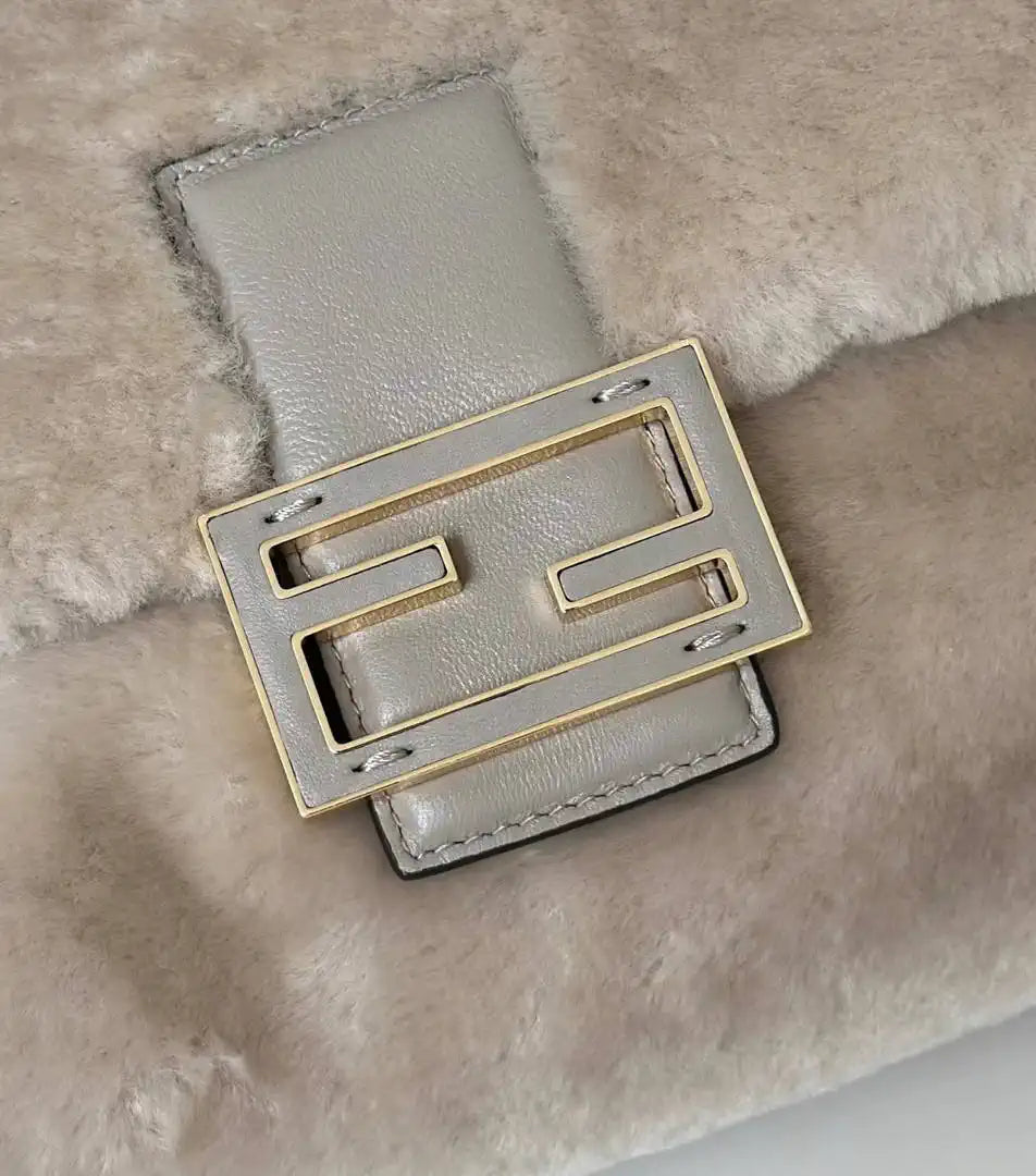 Fendi 8BS105ABVEF0K7E Small Mamma Baguette Beige shearling bag 8693s - Default Title - View 6