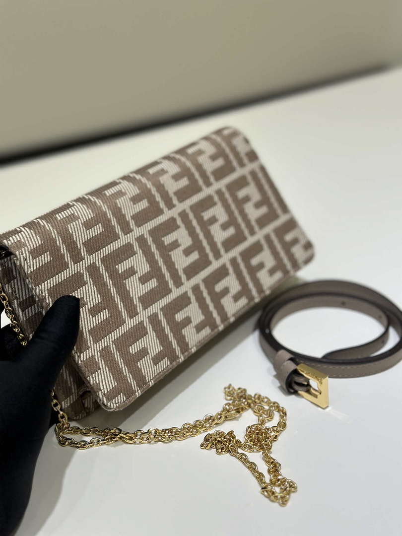 Fendi 8M0498 Wallet On Chain Baguette Gray denim-effect FF jacquard wallet
