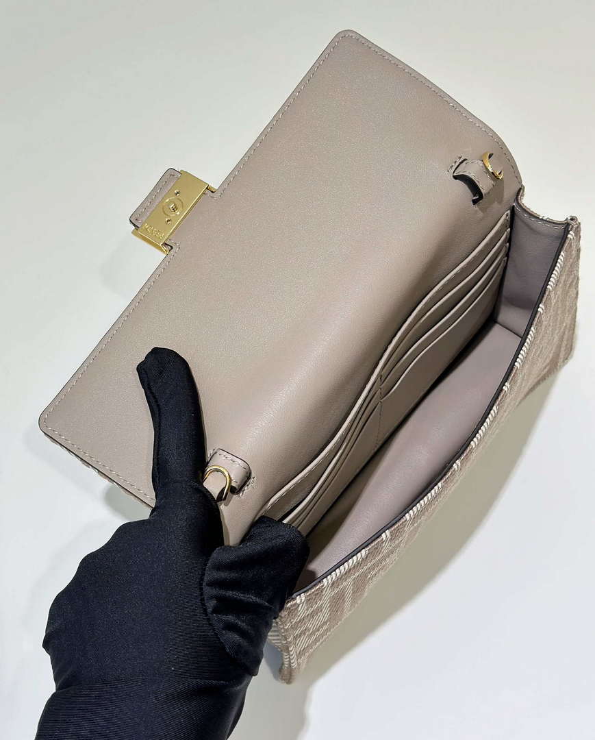 Fendi 8M0498 Wallet On Chain Baguette Gray denim-effect FF jacquard wallet