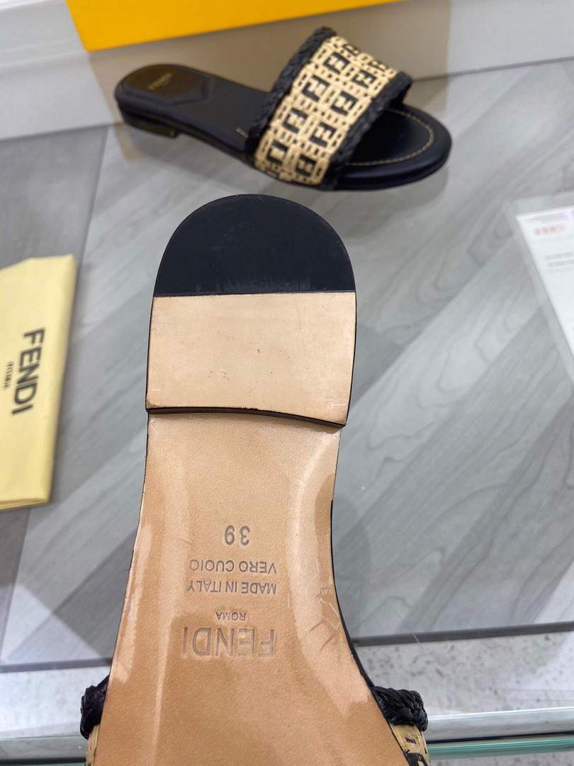 Fendi 8R8092 FF Interlace Leather Slides Flats Shoes Black - luxibagsmall