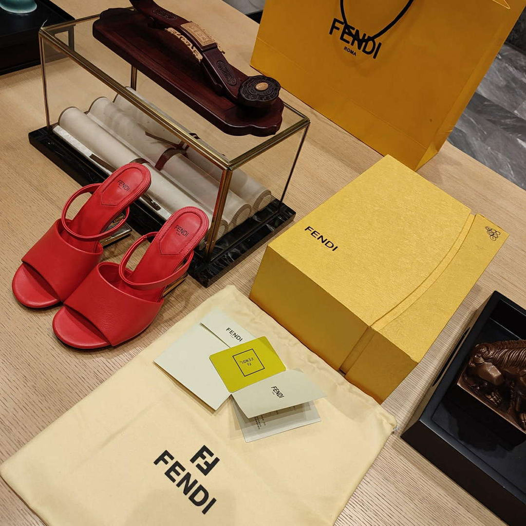 Fendi 8R8212 Women's High-heeled Sandals F88359