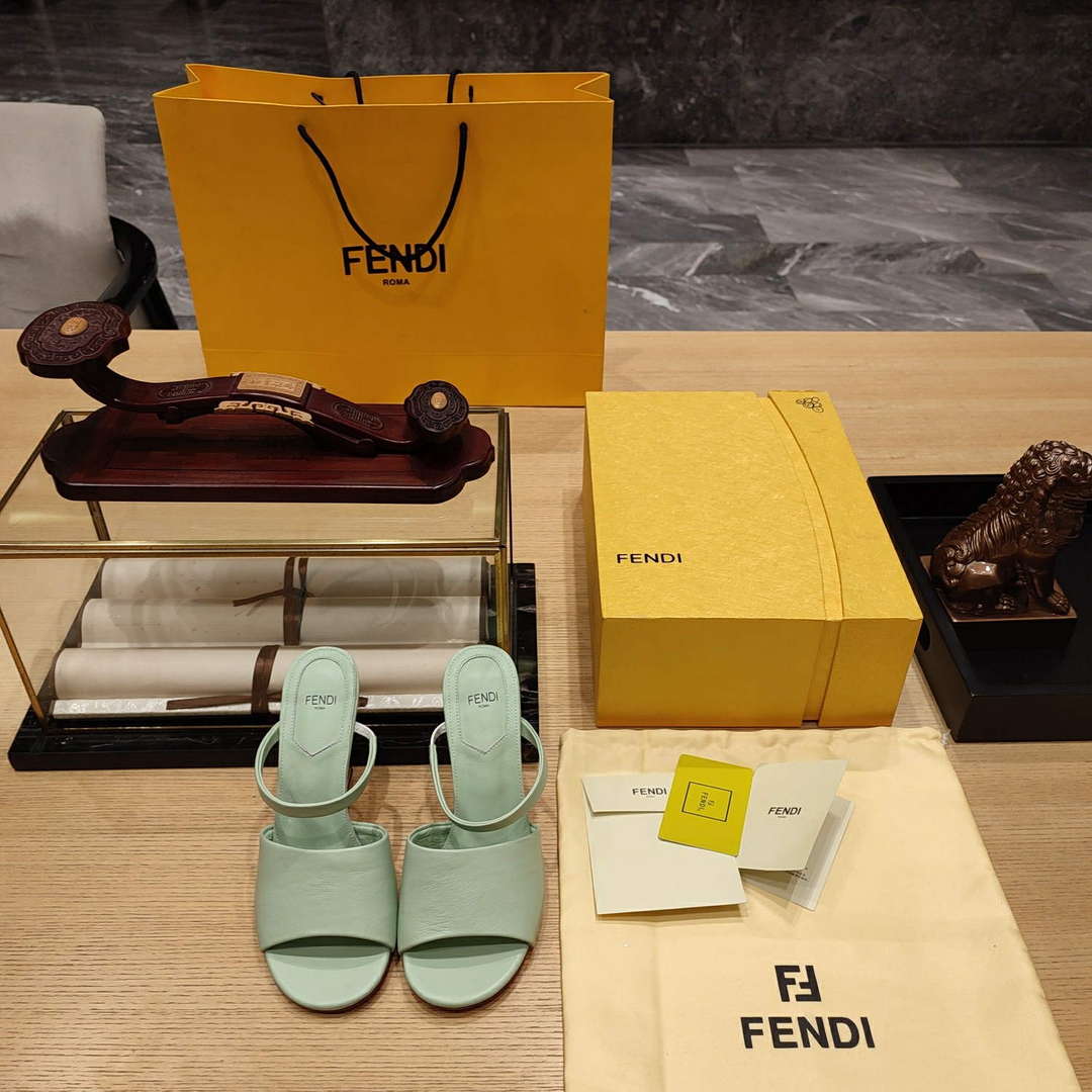 Fendi 8R8212 Women's High-heeled Sandals F88360