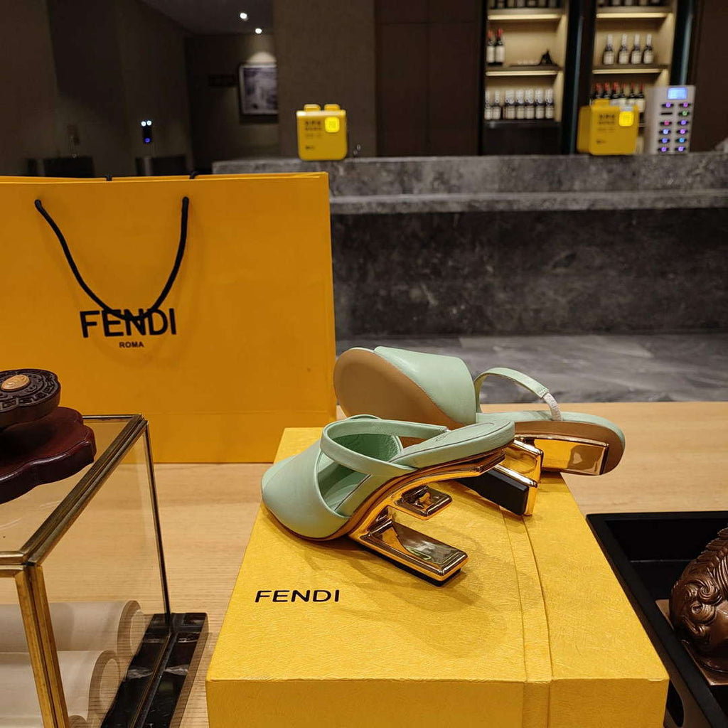 Fendi 8R8212 Women's High-heeled Sandals F88360