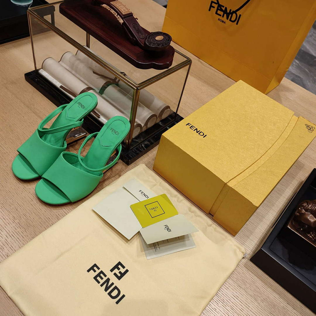 Fendi 8R8212 Women's High-heeled Sandals F88361