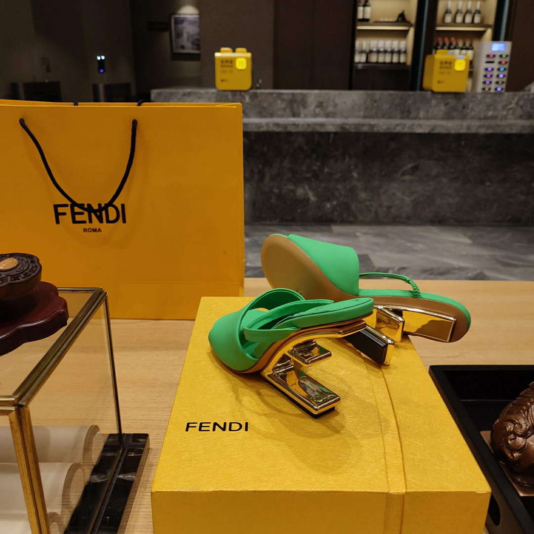 Fendi 8R8212 Women's High-heeled Sandals F88361