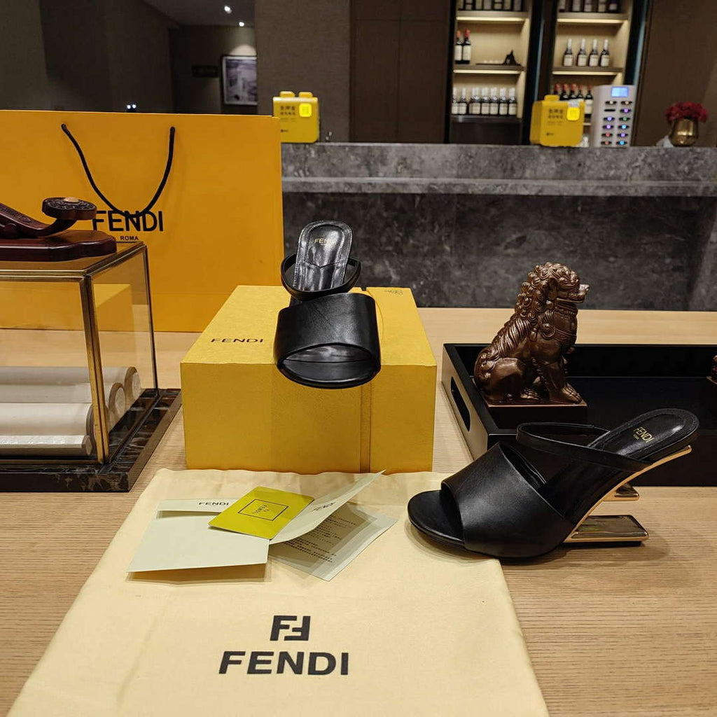 Fendi 8R8212 Women's High-heeled Sandals F88363