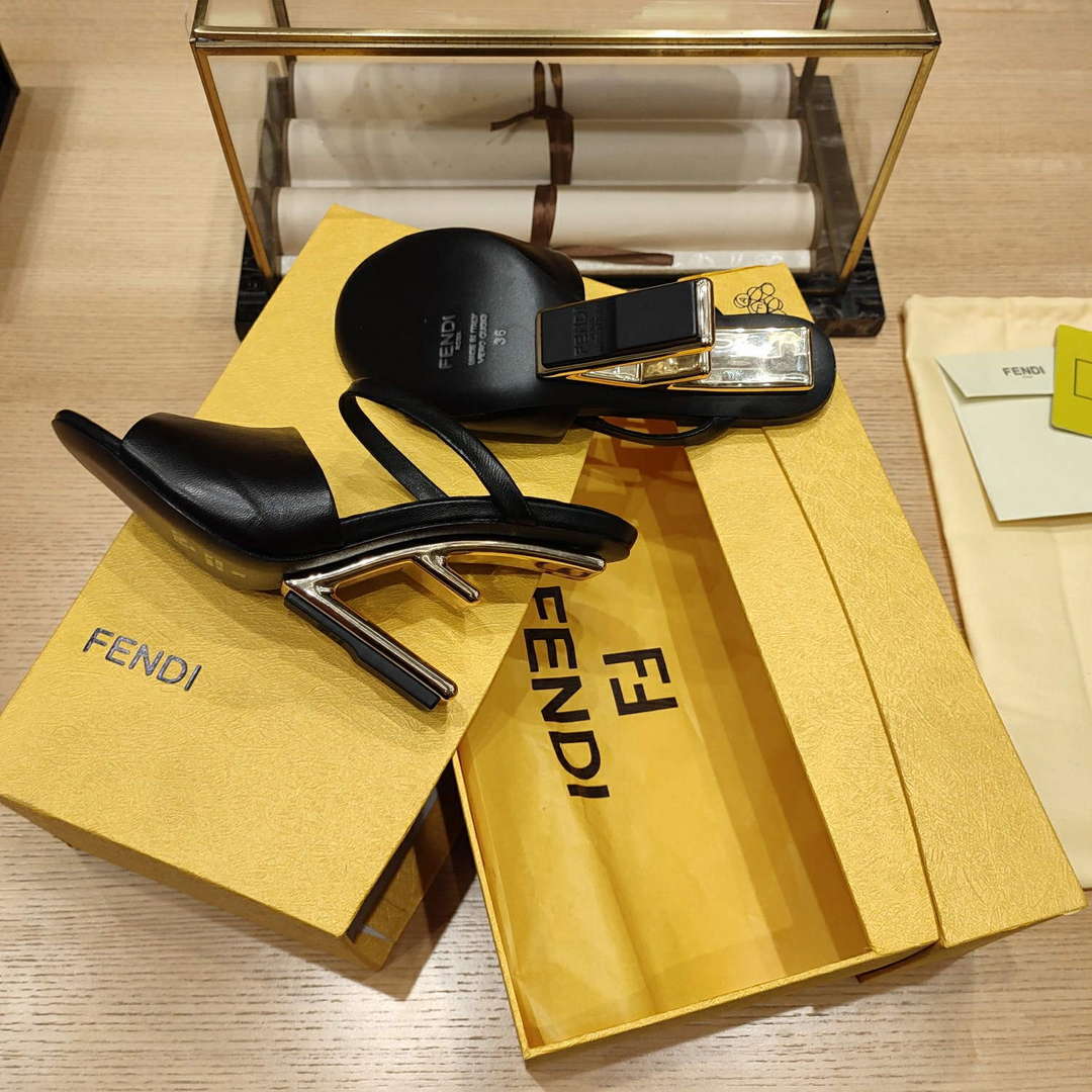 Fendi 8R8212 Women's High-heeled Sandals F88363
