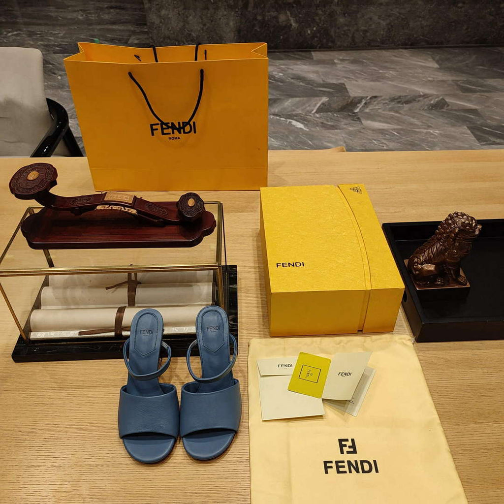 Fendi 8R8212 Women's High-heeled Sandals F88364
