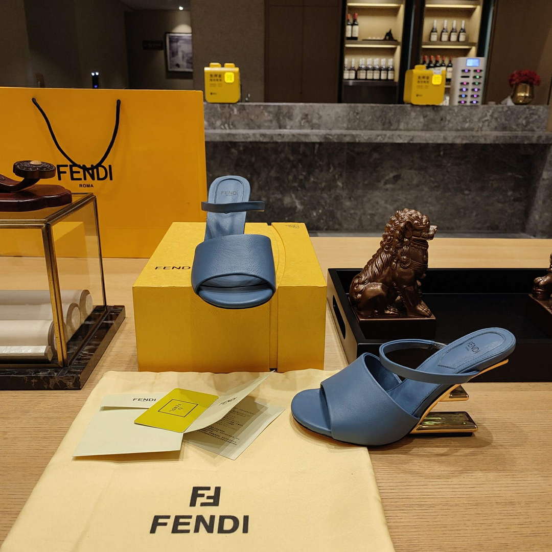 Fendi 8R8212 Women's High-heeled Sandals F88364