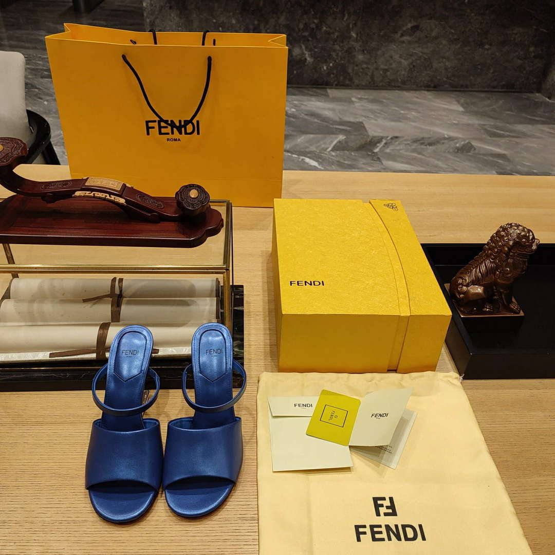 Fendi 8R8212 Women's High-heeled Sandals F88365