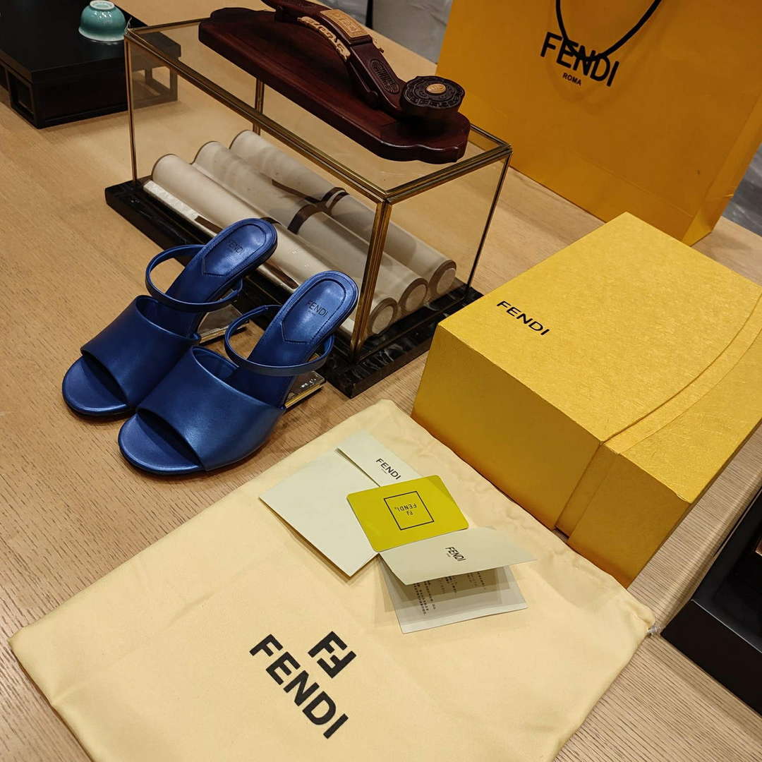 Fendi 8R8212 Women's High-heeled Sandals F88365