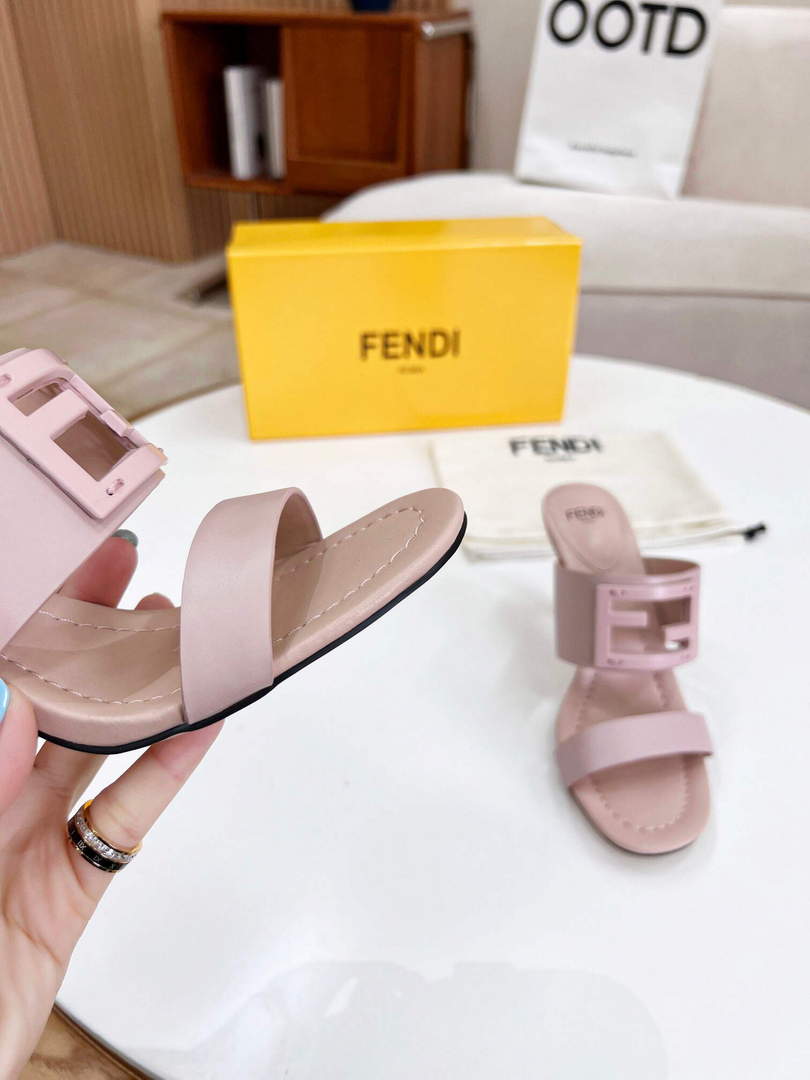 Fendi 8R8287 Baguette Slides Leather Pink