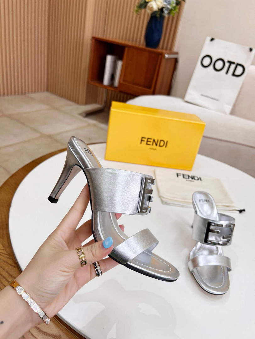 Fendi 8R8287 Baguette Slides Leather Silver