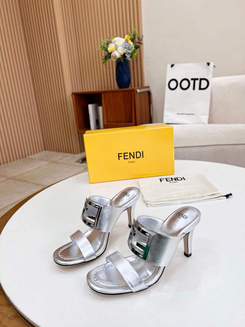Fendi 8R8287 Baguette Slides Leather Silver