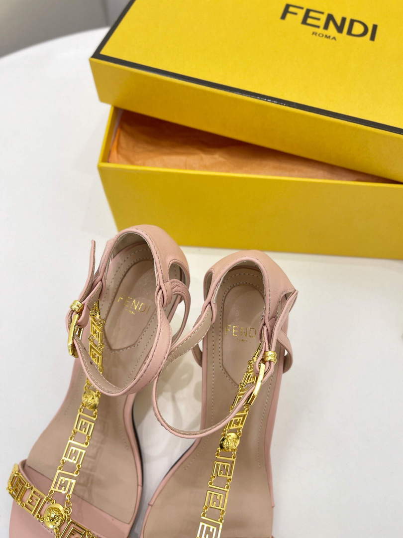 Fendi 8X8306 First Fendace Leather high-heeled Sandals pink