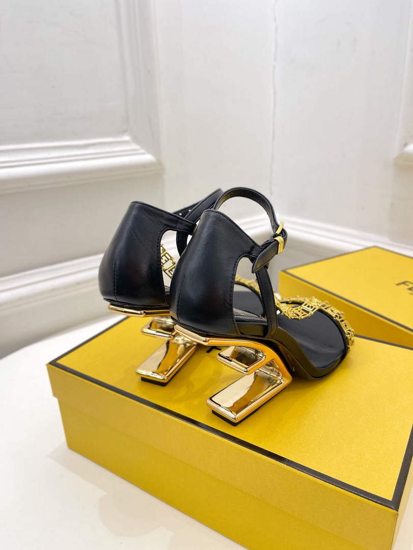 Fendi 8X8306 First Fendace Leather high-heeled Sandals black