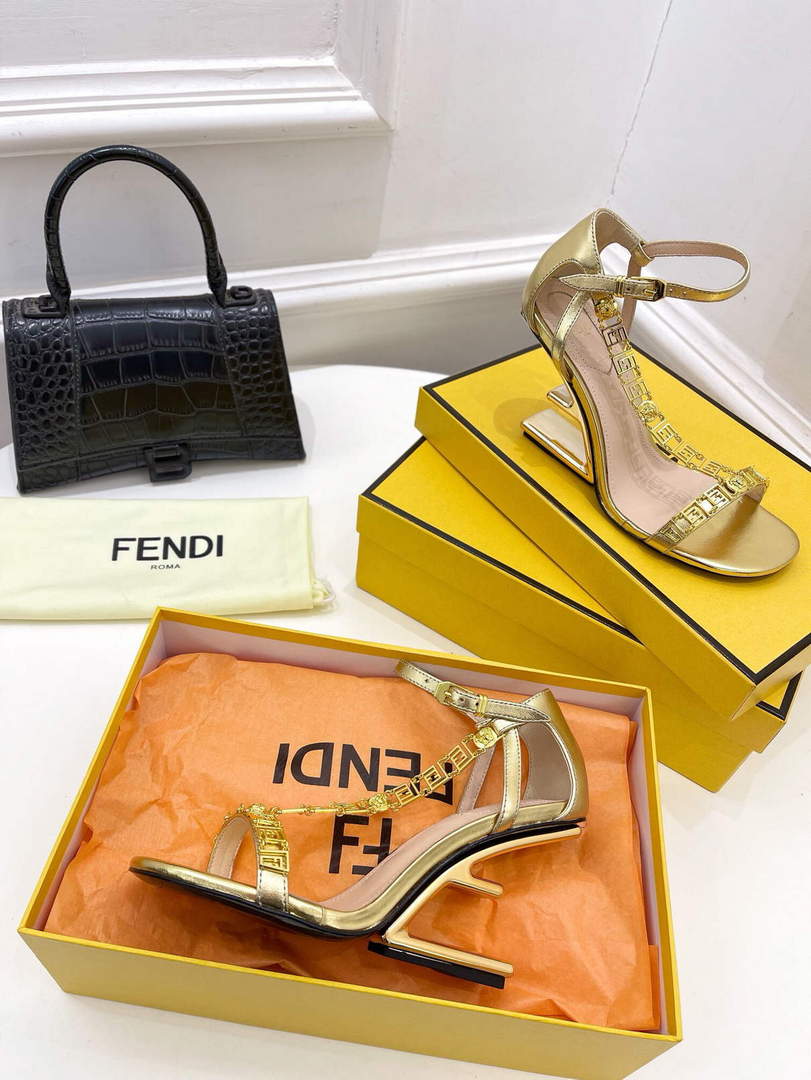 Fendi 8X8306 First Fendace Leather high-heeled Sandals gold - 35 - View 5