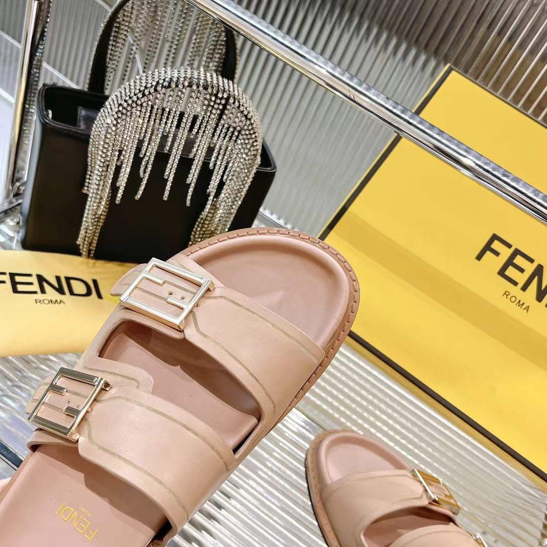 Fendi 8X8326 Women's Men's Feel Slides F88351