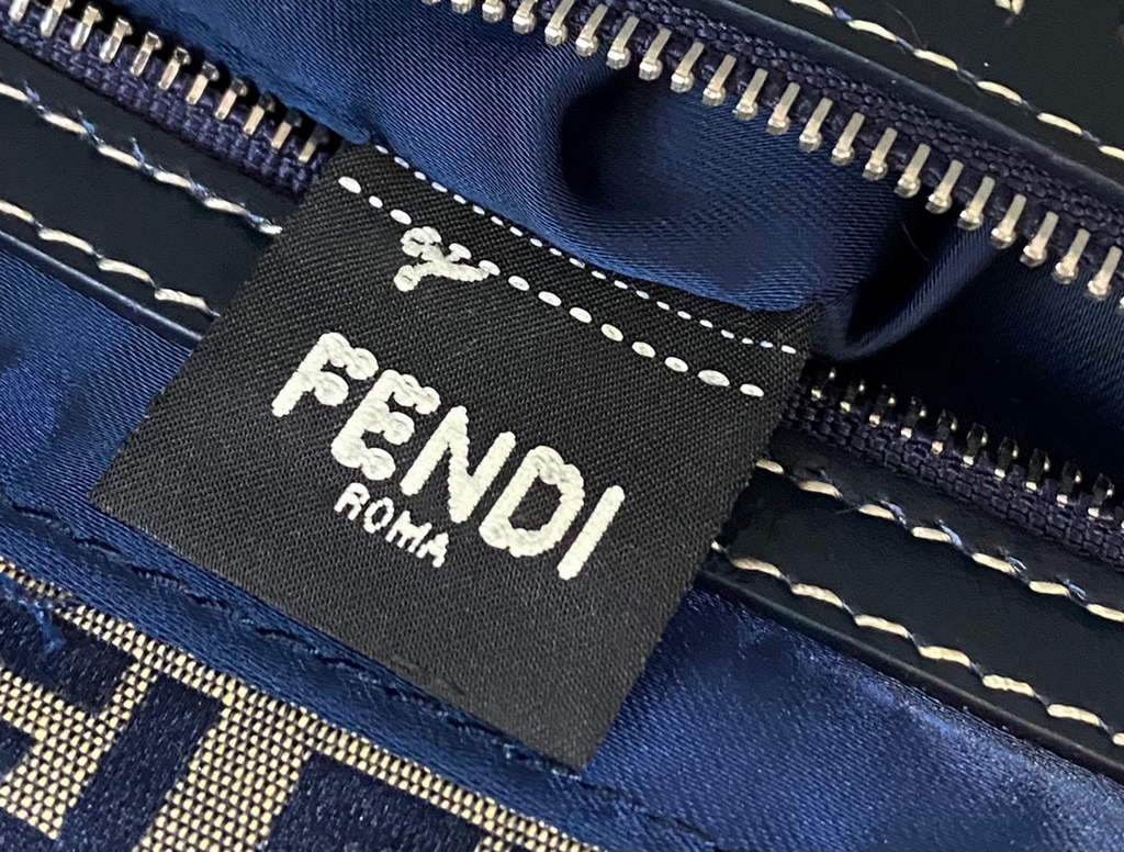 Fendi Bag 0121 Shoulder bag Blue