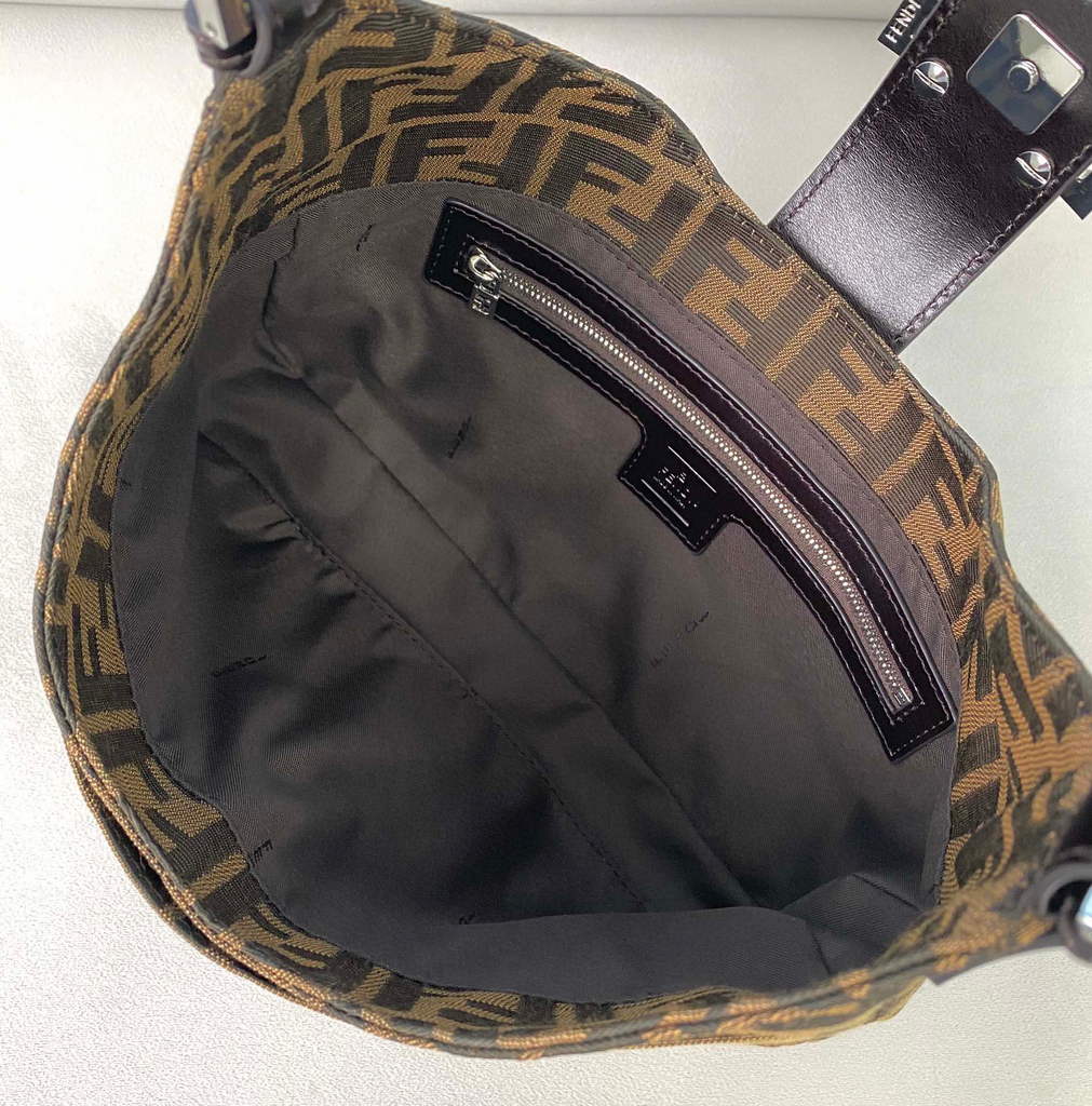 Fendi Bag 8320 Shoulder bag Brown