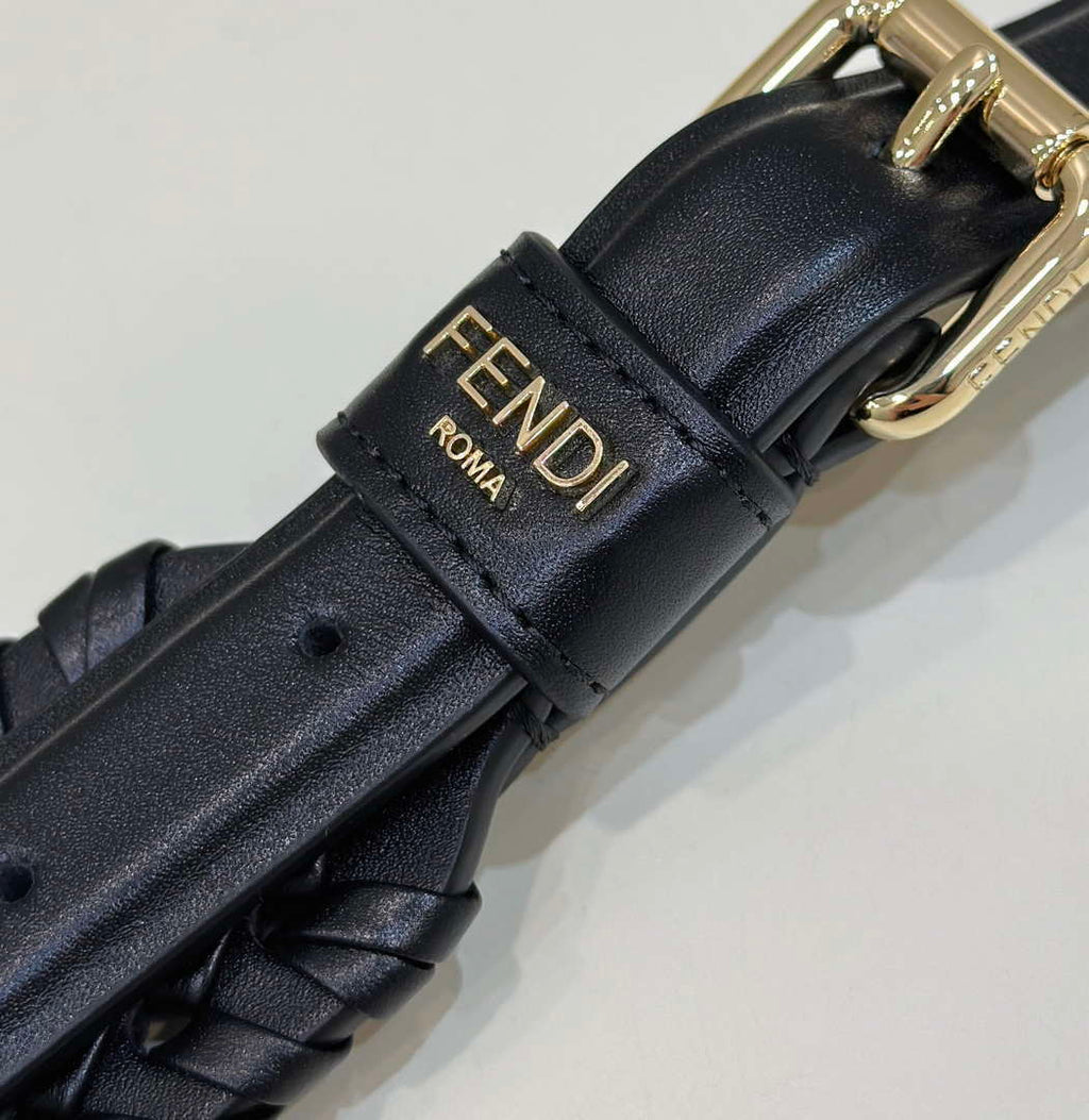 Fendi F10108 Handbag Fashionable cowhide Shoulder Strap Black 9001