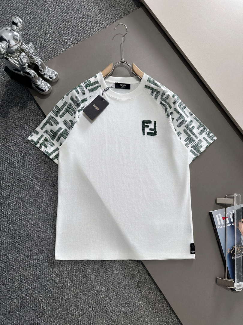 Fendi Fashion Short-sleeved T-shirt for Men and Women F77201