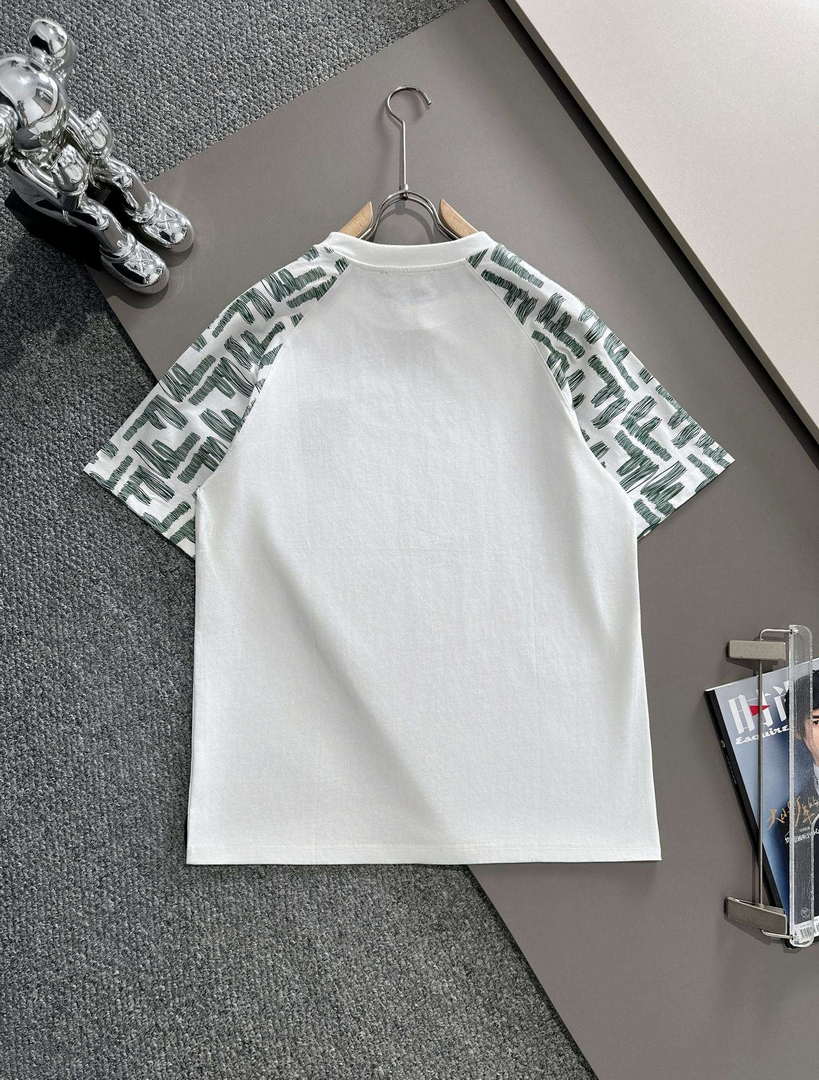 Fendi Fashion Short-sleeved T-shirt for Men and Women F77201