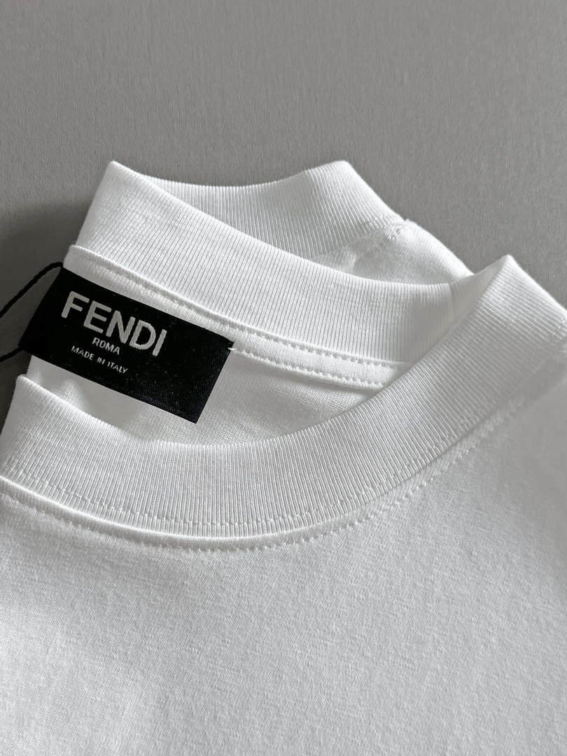 Fendi Fashion Short-sleeved T-shirt for Men and Women F77205