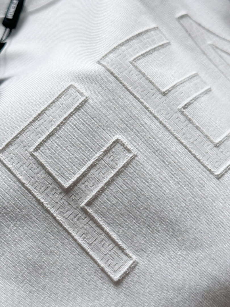 Fendi Fashion Short-sleeved T-shirt for Men and Women F77205