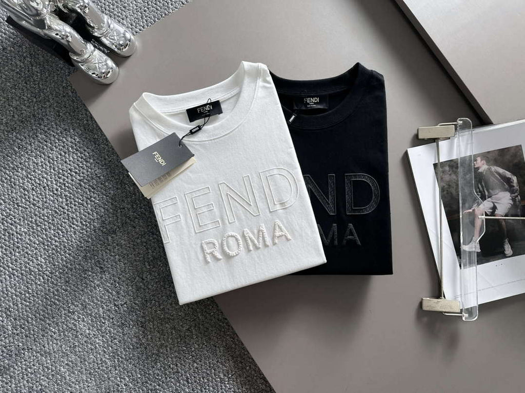 Fendi Fashion Short-sleeved T-shirt for Men and Women F77205