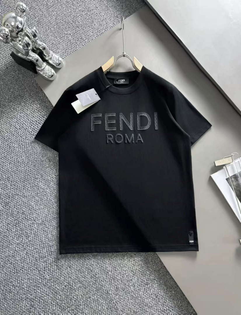 Fendi Fashion Short-sleeved T-shirt for Men and Women F77206