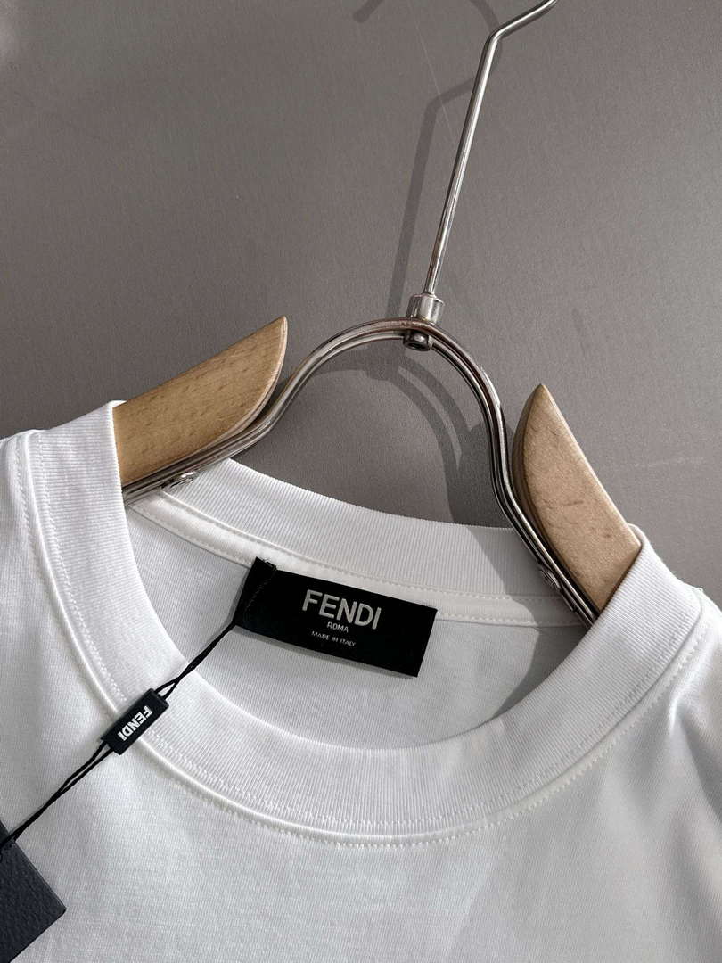 Fendi Fashion Short-sleeved T-shirt for Men and Women F77207