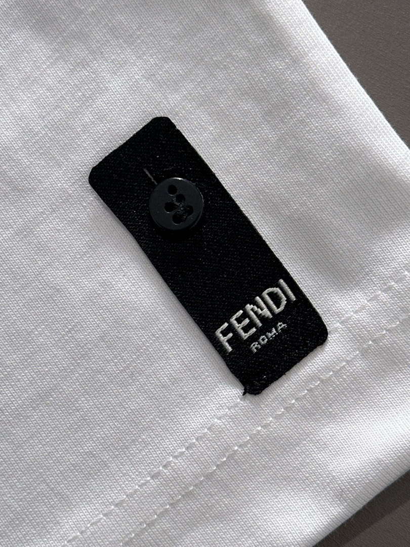 Fendi Fashion Short-sleeved T-shirt for Men and Women F77207