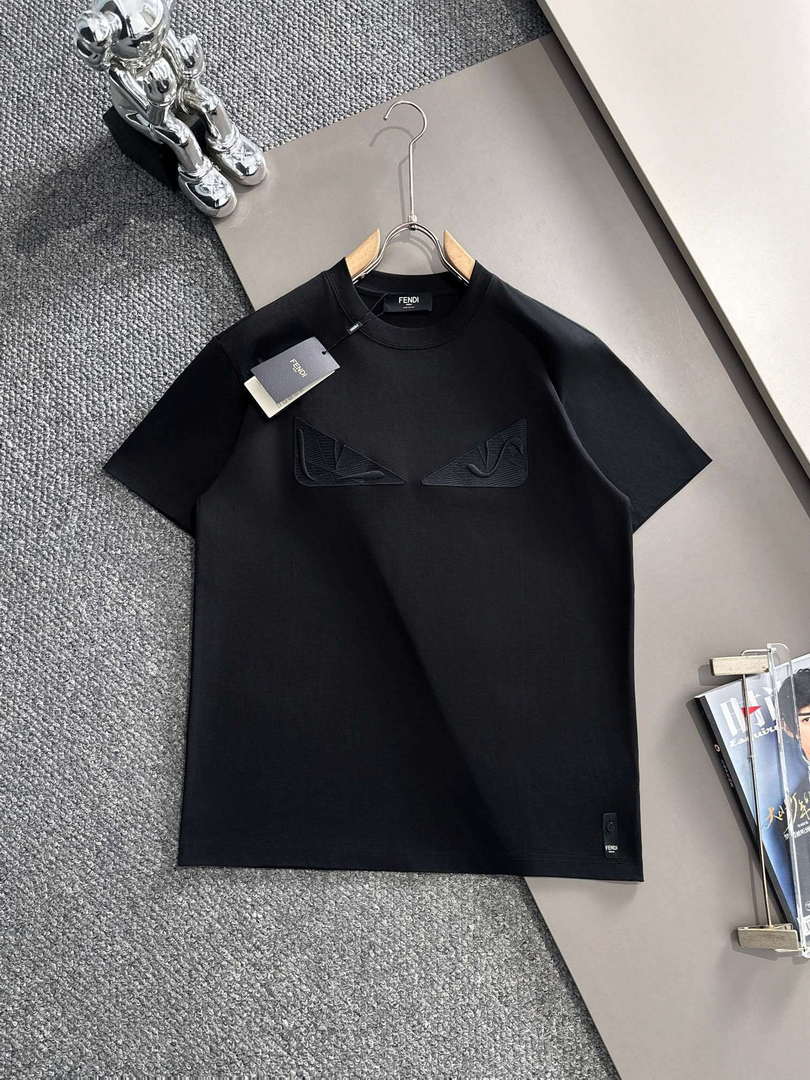 Fendi Fashion Short-sleeved T-shirt for Men and Women F77208