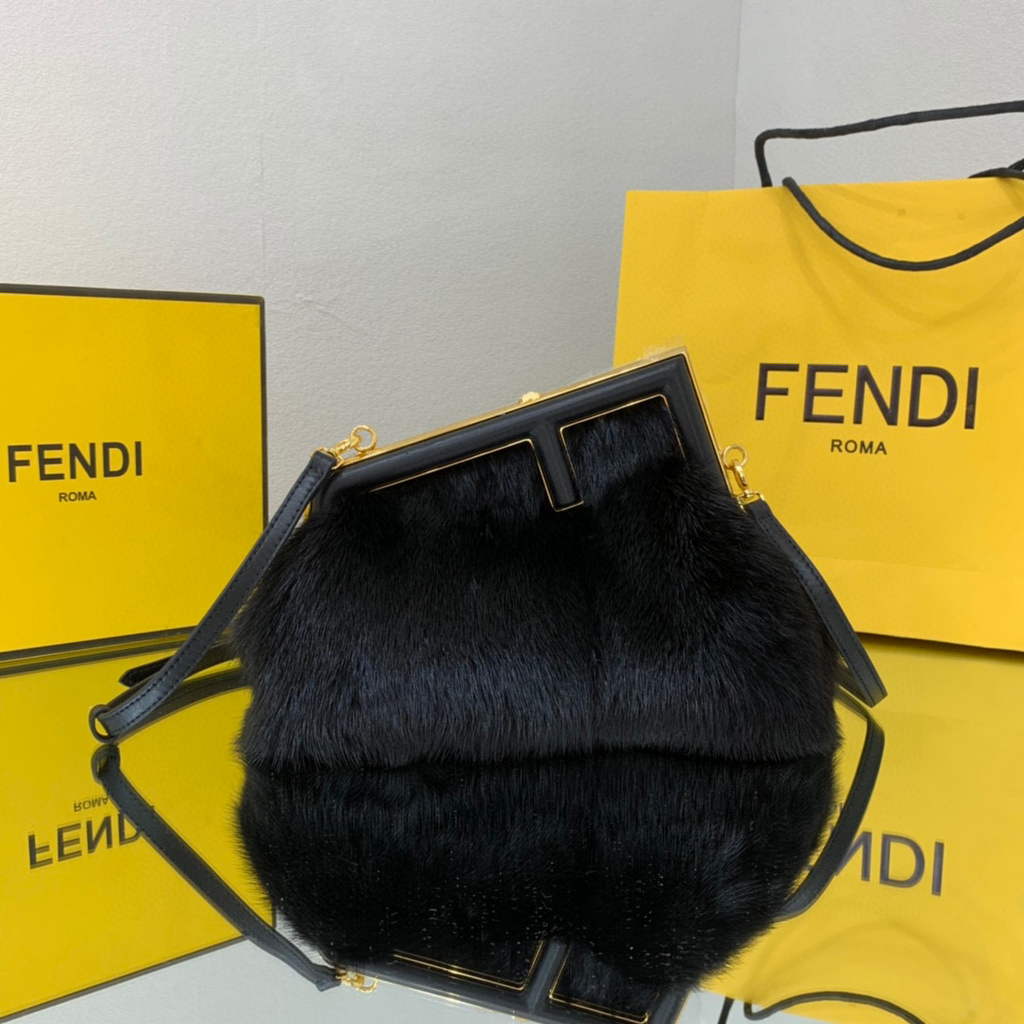 Fendi FIRST Small Bag  Fox fur 8BP129 Black