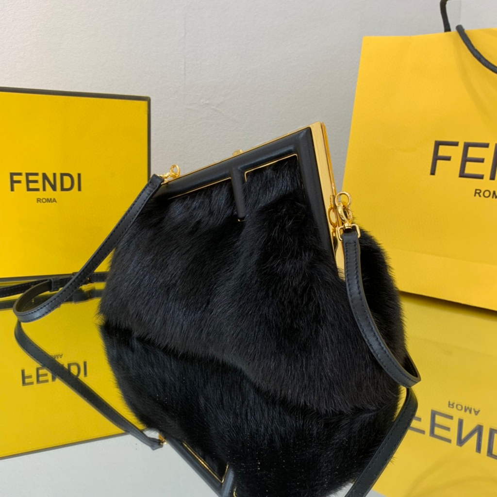 Fendi FIRST Small Bag  Fox fur 8BP129 Black
