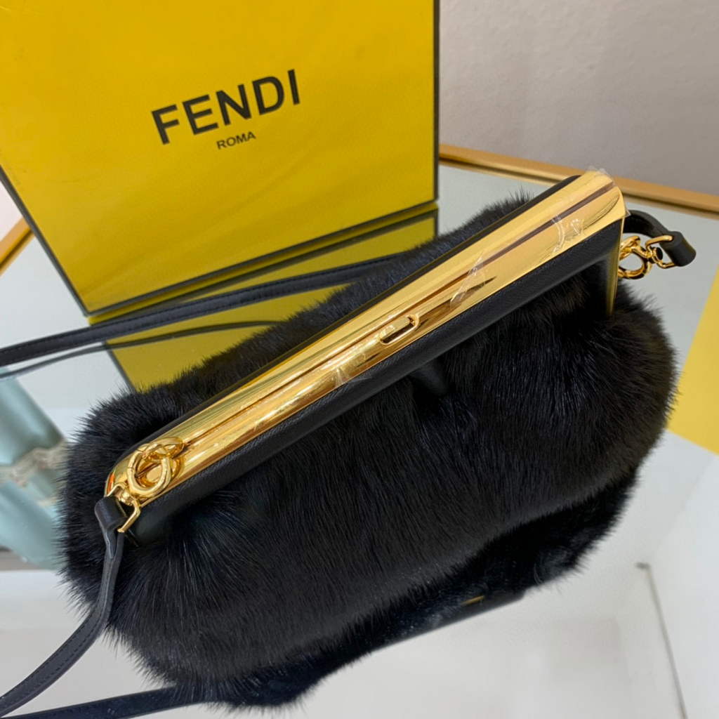 Fendi FIRST Small Bag  Fox fur 8BP129 Black