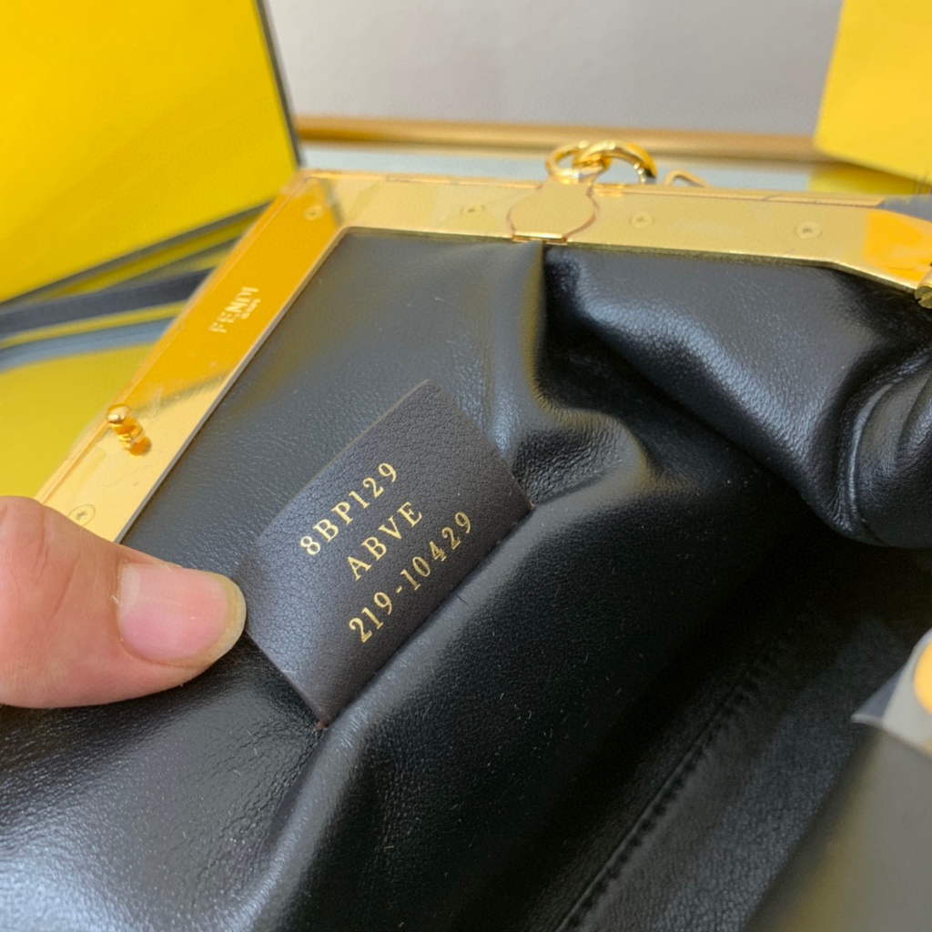 Fendi FIRST Small Bag  Fox fur 8BP129 Black