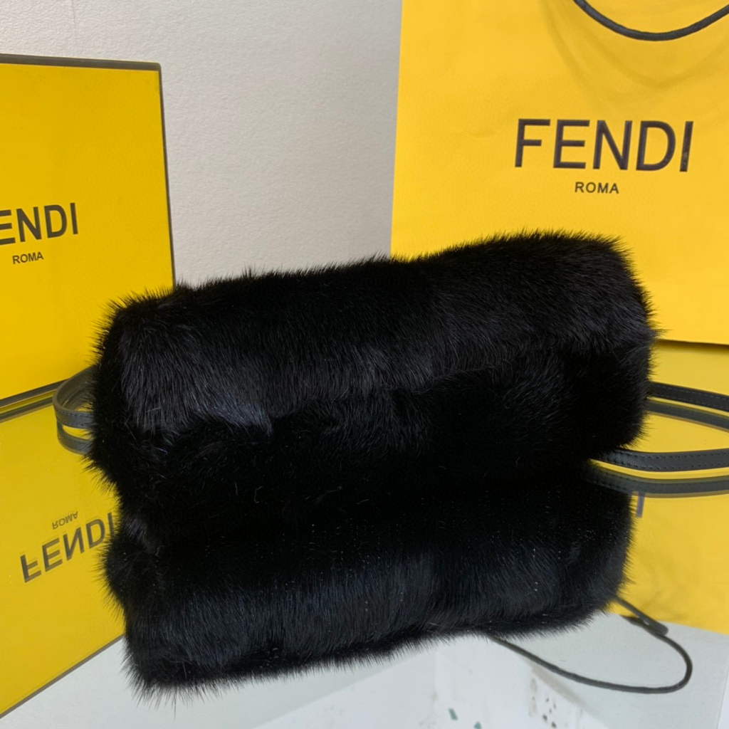 Fendi FIRST Small Bag  Fox fur 8BP129 Black