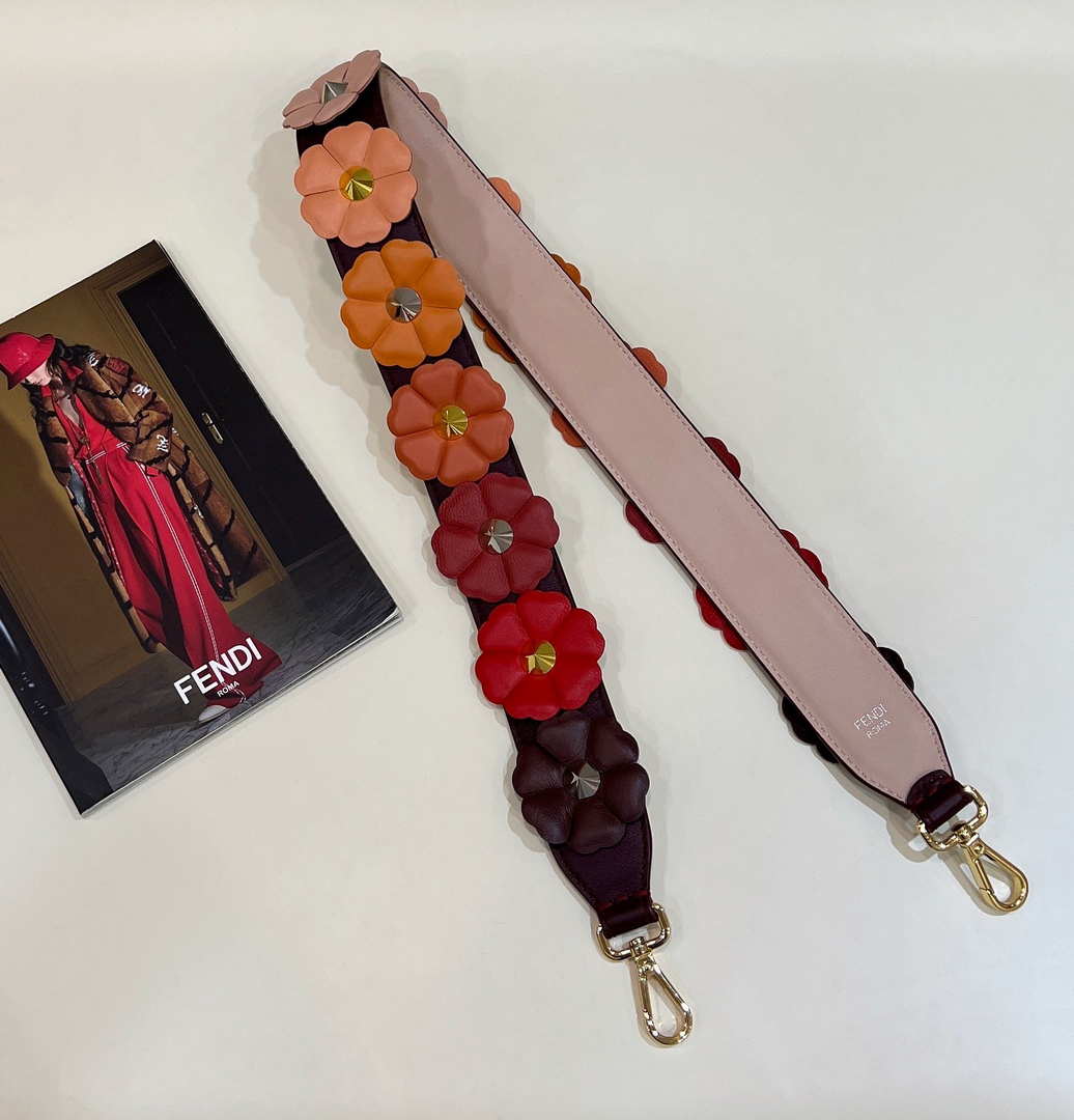 Fendi Handbag Strap You Leather shoulder strap F10071 - Default Title - View 1