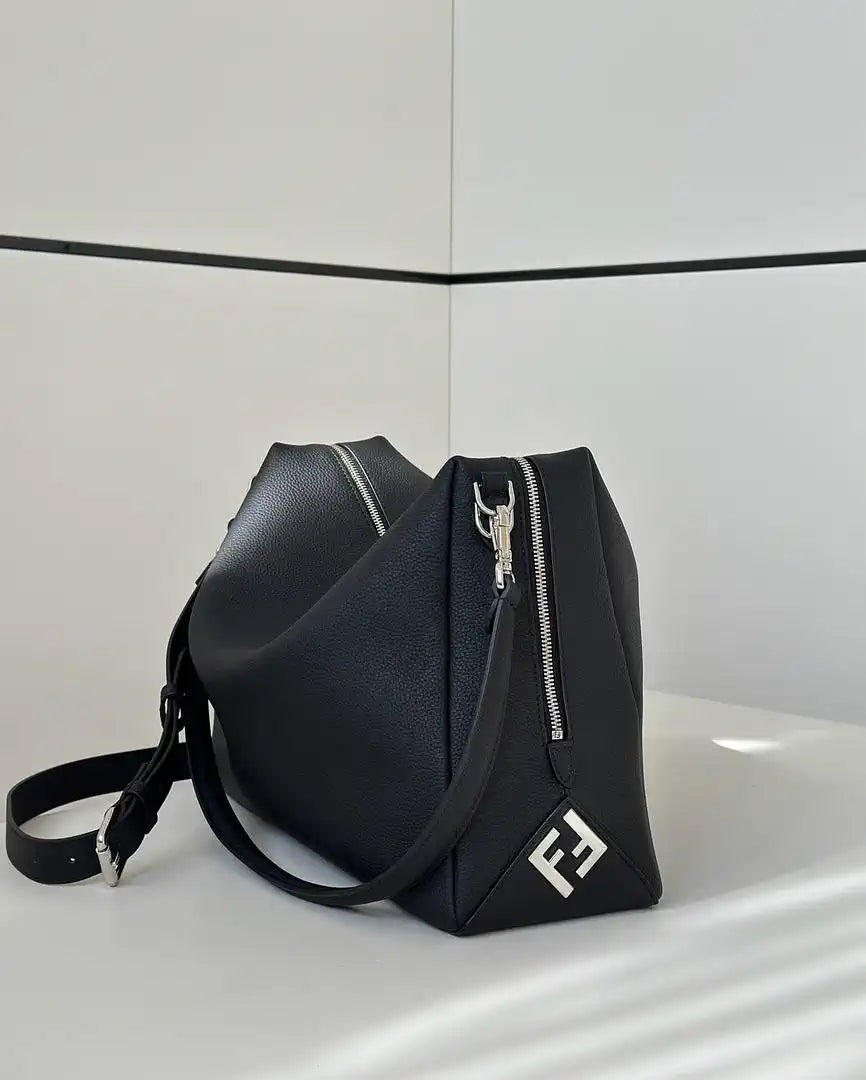 Fendi Lui Large Black leather bag 7VA667