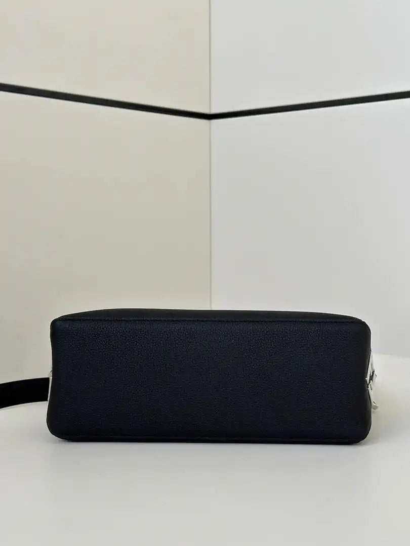 Fendi Lui Medium Black leather bag 7VA672