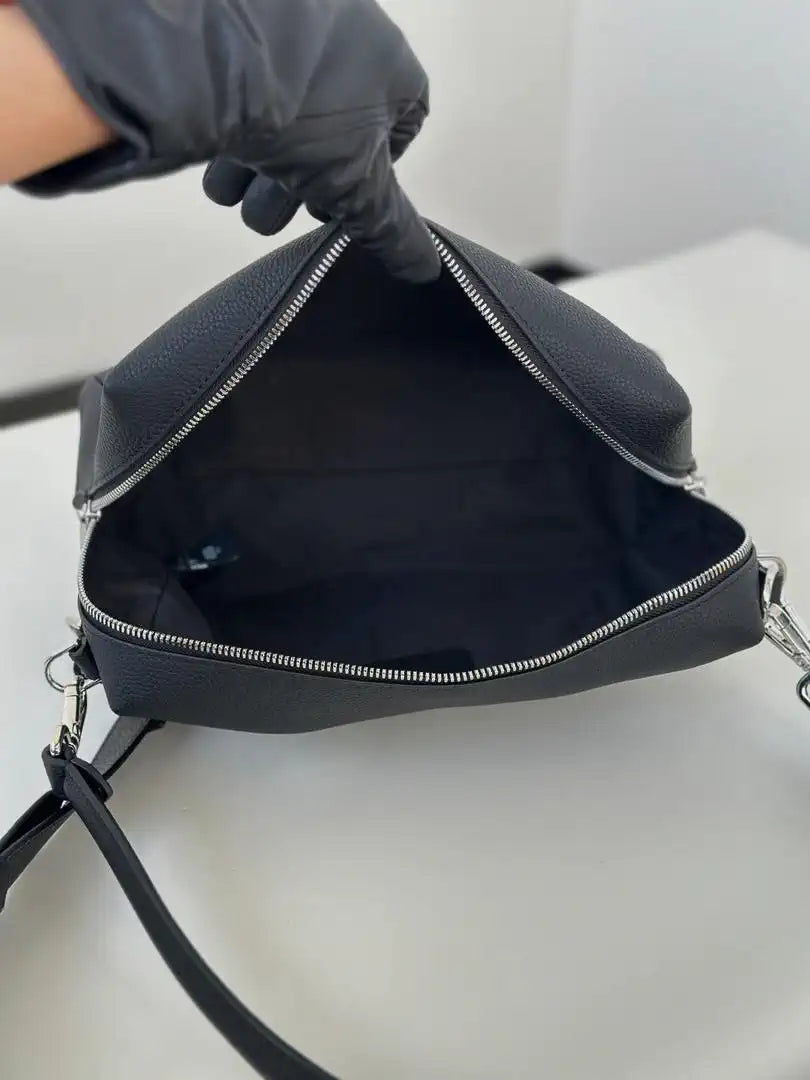 Fendi Lui Medium Black leather bag 7VA672