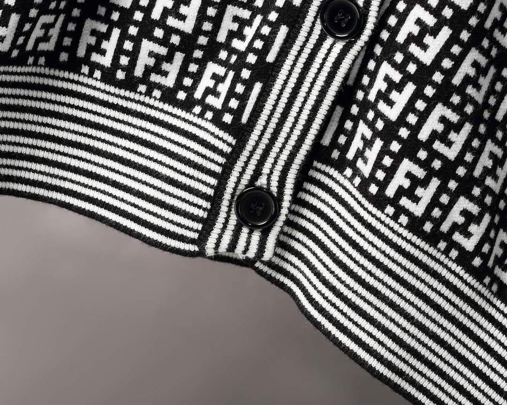 Fendi Men's Sweaters Designer Fendi Sweaters and Cardigans Clothing 36031