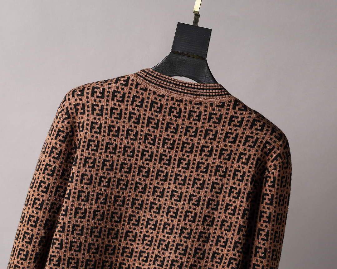 Fendi Men's Sweaters Designer Fendi Sweaters and Cardigans Clothing 36032