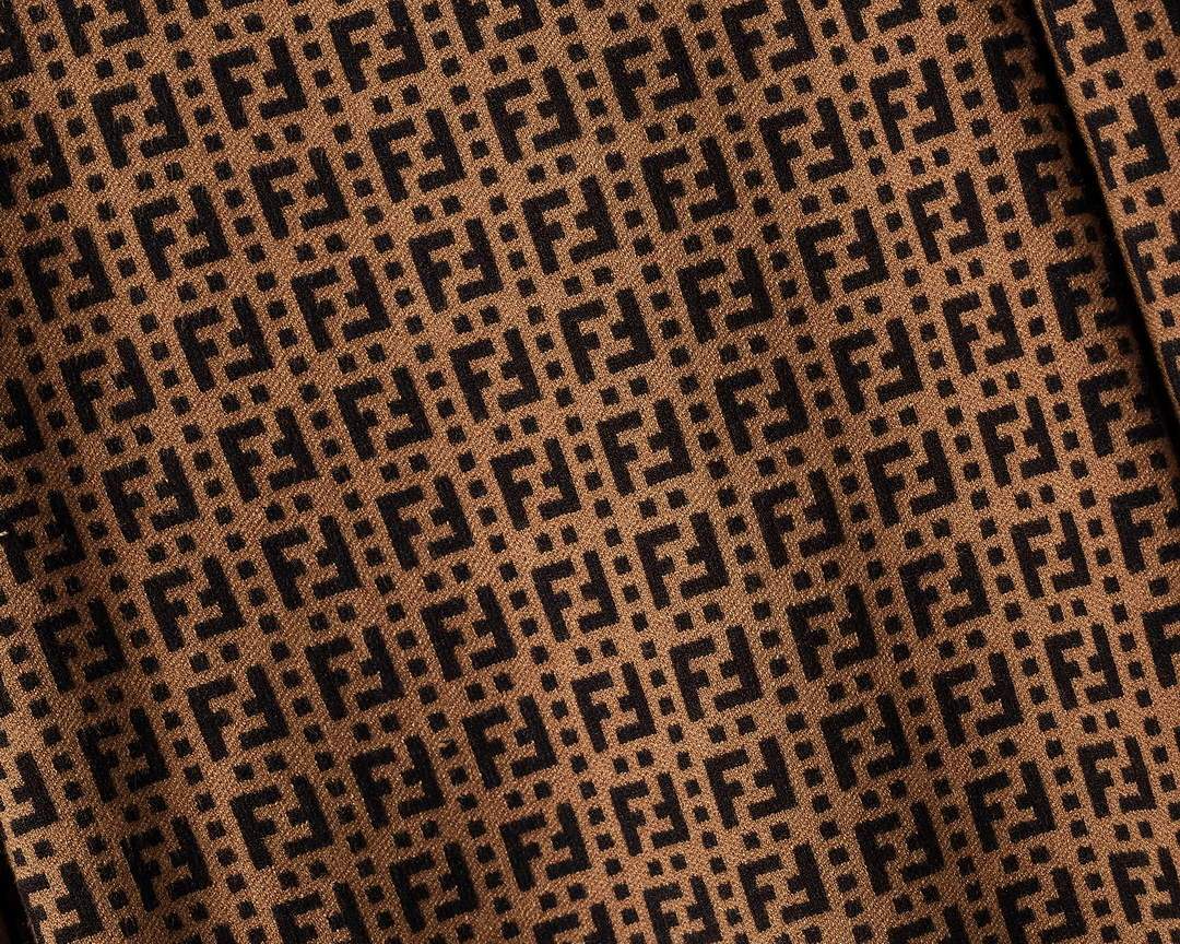 Fendi Men's Sweaters Designer Fendi Sweaters and Cardigans Clothing 36032