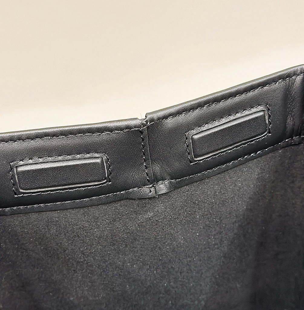 Fendi Mini Origami 8BS083 Black leather mini bag that can be transformed 8626As