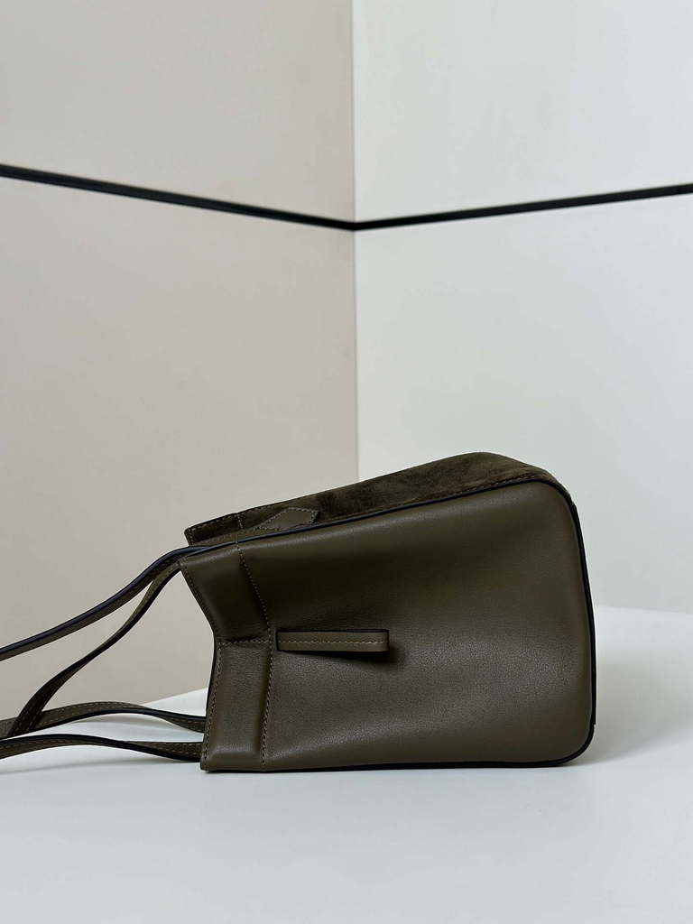 Fendi Mini Origami 8BS083 Dark Green leather mini bag that can be transformed 8626As